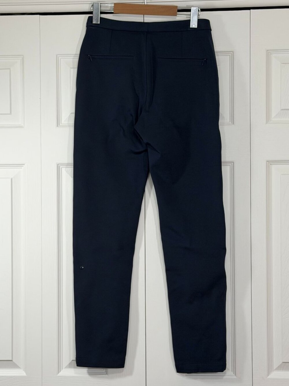Lululemon On The Move Navy Blue Pants – Size 4